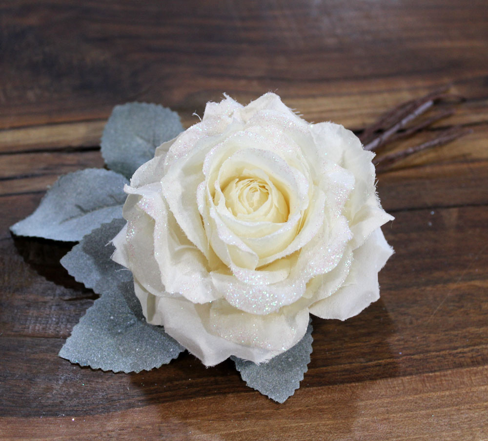 Vianočná šípová ruža krémová vintage 9cm