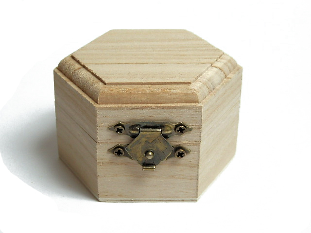Mini krabička 6-uholník 6x4cm 1ks