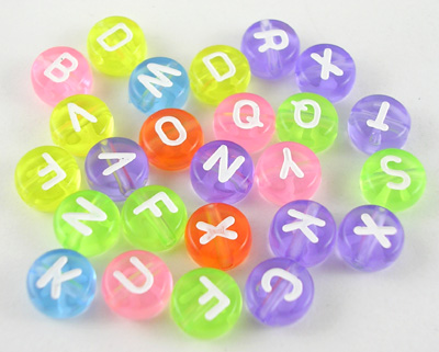 Plastové korálky 100ks 7x3,5mm  otvor:1mm ploché farebné priesvitné