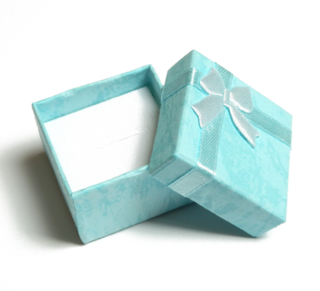 Darčeková krabička 41x41x26mm sv. modrá 1ks