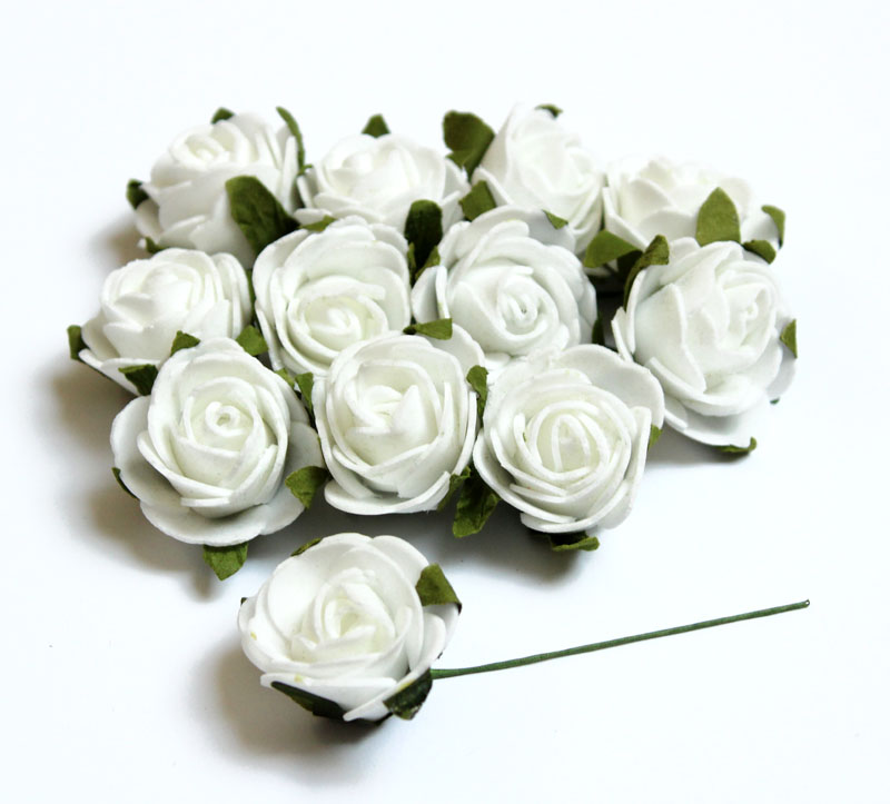 Penové ružičky biele, 3cm-veľkosť ružičky, balík 12ks