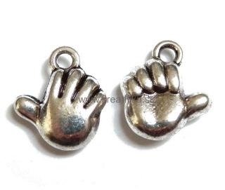 Kovový prívesok ruka 10x12mm 1ks Hamsa 5